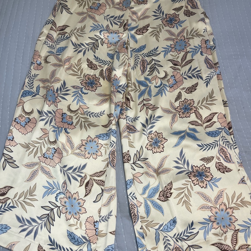 New With Tags Silky Floral Botanical Print Trousers Cream Blue